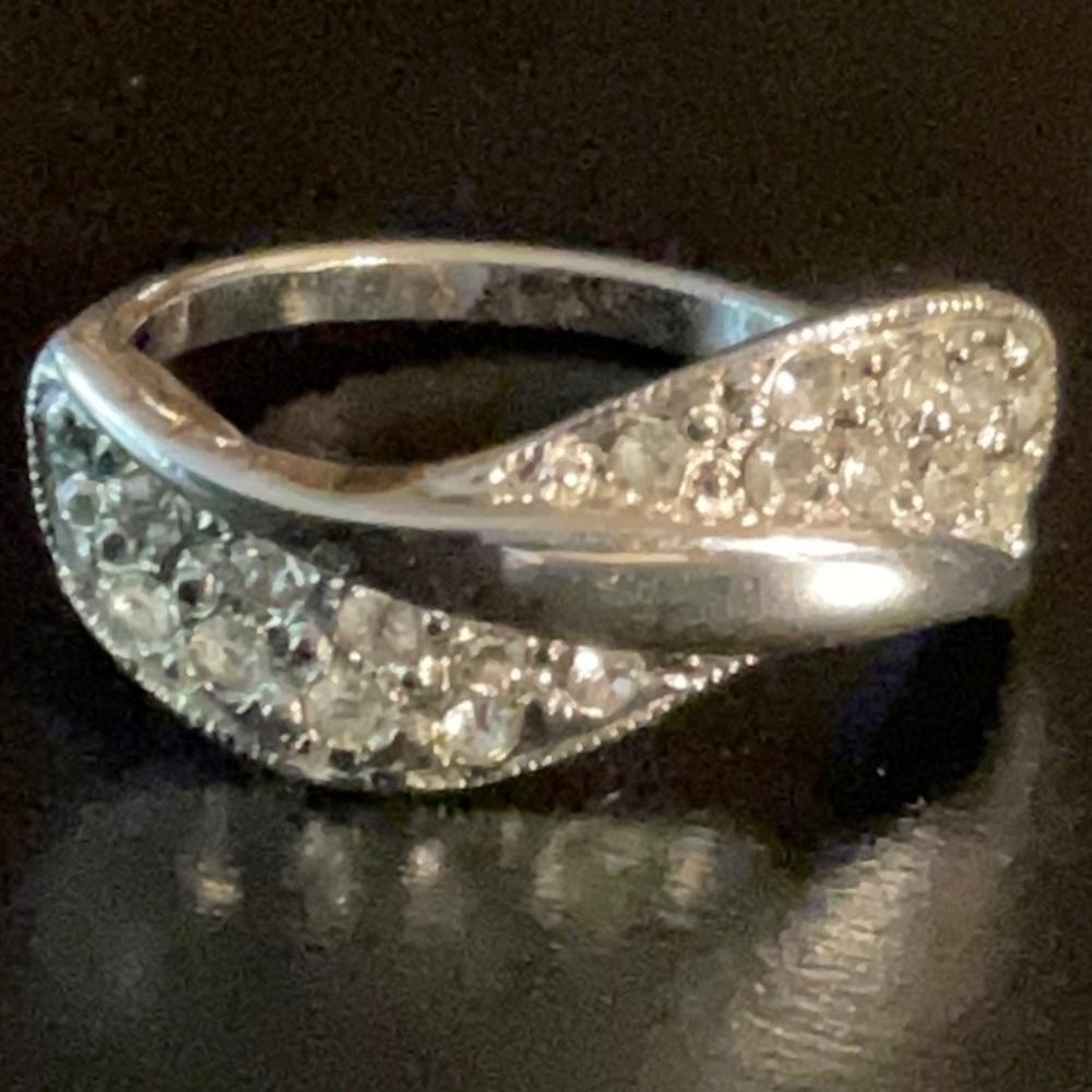 CZ Band Ladies White Gold tone Round Swivel Design Ring